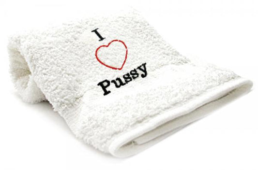 Towels With Attitude - I Heart Pussy - OmniPleasures